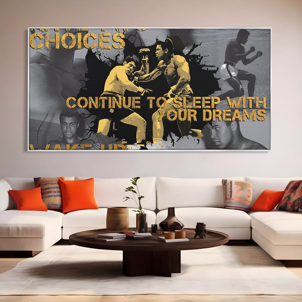 Tablou canvas cu tablou canvas motivational cu muhammad ali, in rama de aluminiu argintiu, pe perete intr-un living